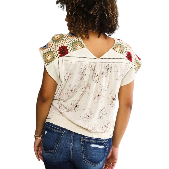 Gimmicks Crochet Kint Surplice Top Size S - Picture 8 of 8